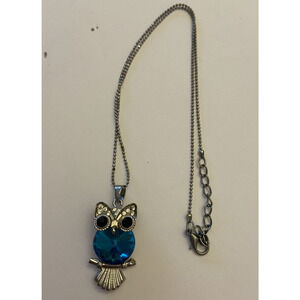 silvertone blue rhinestone belly black eyes rhinestone owl pendant necklace